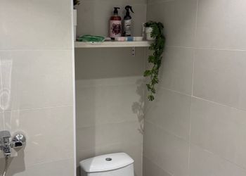 استديو هادئ بسرير ماستر