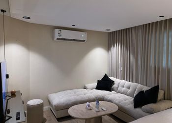 استديو هادئ بسرير ماستر