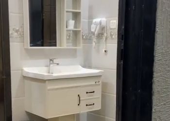 شاليه بمسبح وجلسه خارجيه