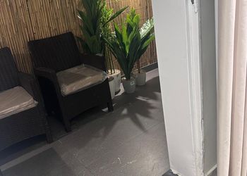 استديو بسرير ماستر وبلكونه