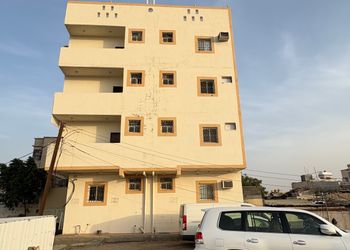 استديو بسرير ماستر ودخول ذاتي