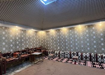 شاليه بمسطح اخضر وألعاب مائية 