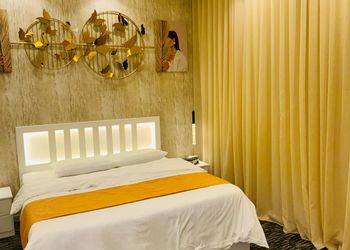 Studio with Master Bed  
