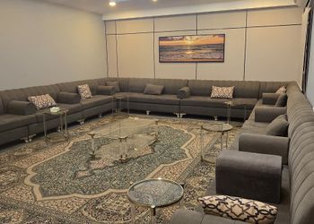 استراحة بمسبح خارجي بحاجز