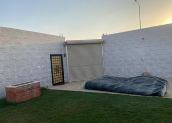 شاليه بجلسة خارجية وألعاب مائية