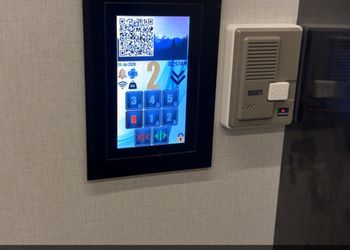 استديو هادئ بسرير ماستر 