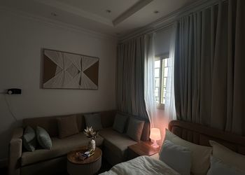 استديو هادئ بسرير ماستر 