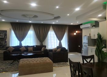 شاليه بألعاب مائية وجلسة خارجية