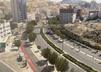 شقة بصالة وغرفة نوم دخول ذاتي 