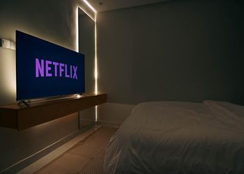 استديو هادئ بسرير ماستر 