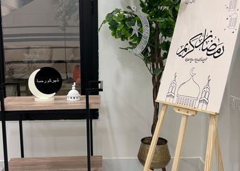 شاليه بغرفة نوم مطلة على المسبح