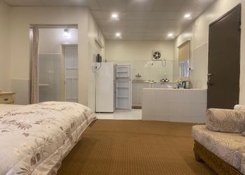 استراحة ومسطح اخضر 