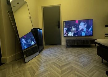 استديو بسرير ماستروجلسة دخول ذكي