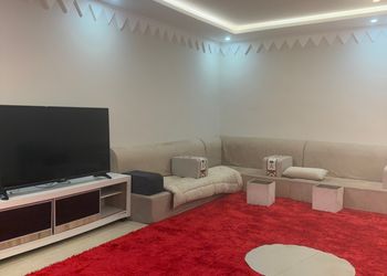 استراحة بألعاب أطفال ومجالس
