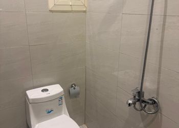 استديو هادئ بسرير ماستر