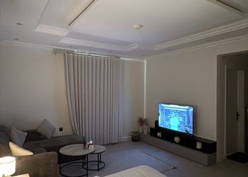 استديو بدخول ذاتي وسرير مريح 