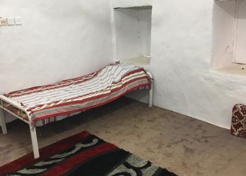 مزرعة بإطلاله جبليه