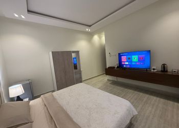 استديو بسرير ماستر