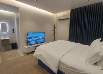 استديو بسرير ماستر هادئة 