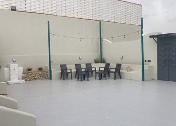استراحة بجلسة خارجية ومجلس 