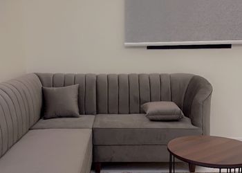 شقة بغرفة جلوس وغرفة نوم 