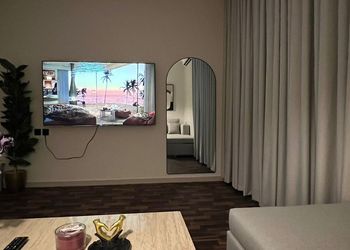 استديو هادئ بسرير ماستر