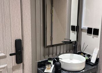 استديو هادئ بسرير ماستر 