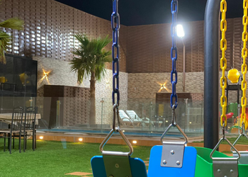 شاليه بالعاب مائيه 