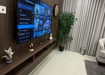 شقة بغرفة معيشة وغرفة نوم 