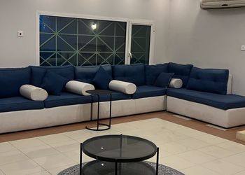 استراحة بجلسة خارجية ومسطح اخضر