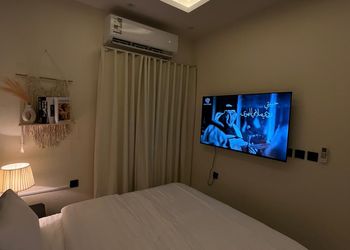 استديو هادئ بدخول ذاتي 