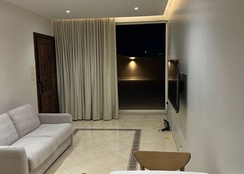 شقة بثلاث غرف نوم وصالة