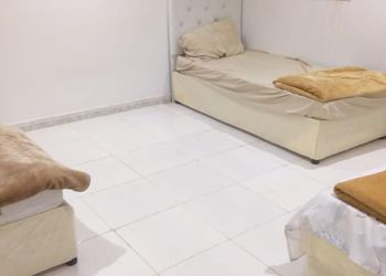 شقة بغرفتين نوم وصالة 