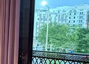 استديو هادئ بسرير ماستر