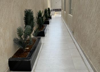 شاليه بصالة مطلة على المسبح 