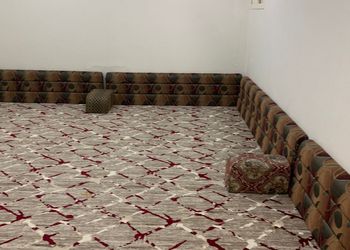 استراحة بمجلسين ومسطح اخضر