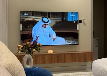 استديو بسرير ماستر وجلسة جانبية 