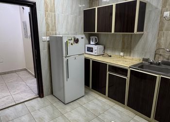 شقة بغرفتين نوم وصالة