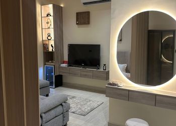 استديو بسرير ماستر وأثاث مريح 