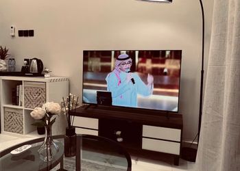شقة بغرفة نوم وصالة 