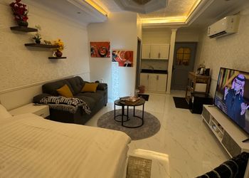 استديو أنيق بدخول ذاتي وانترنت 