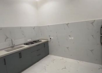 شاليه بمجلس ومسبح خارجي 