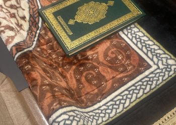 شقة غرفتين و جلسة خارجية بسطح