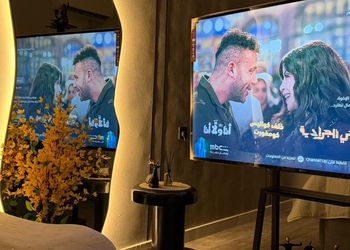 استديو هادئ بسرير ماستر