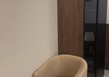 استديو بسرير ماستر وجلسة جانبية