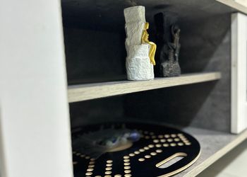 شقة بغرفة معيشة وغرفة نوم 