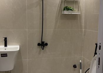 استديو بسرير ماستر  وجلسة جانبية