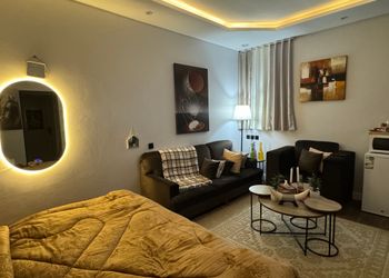 استديو بسرير ماستر ودخول ذاتي