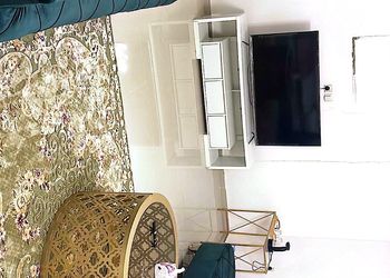 استديو بسرير ماستر