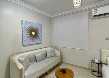 استديو هادئ بدخول ذاتي 